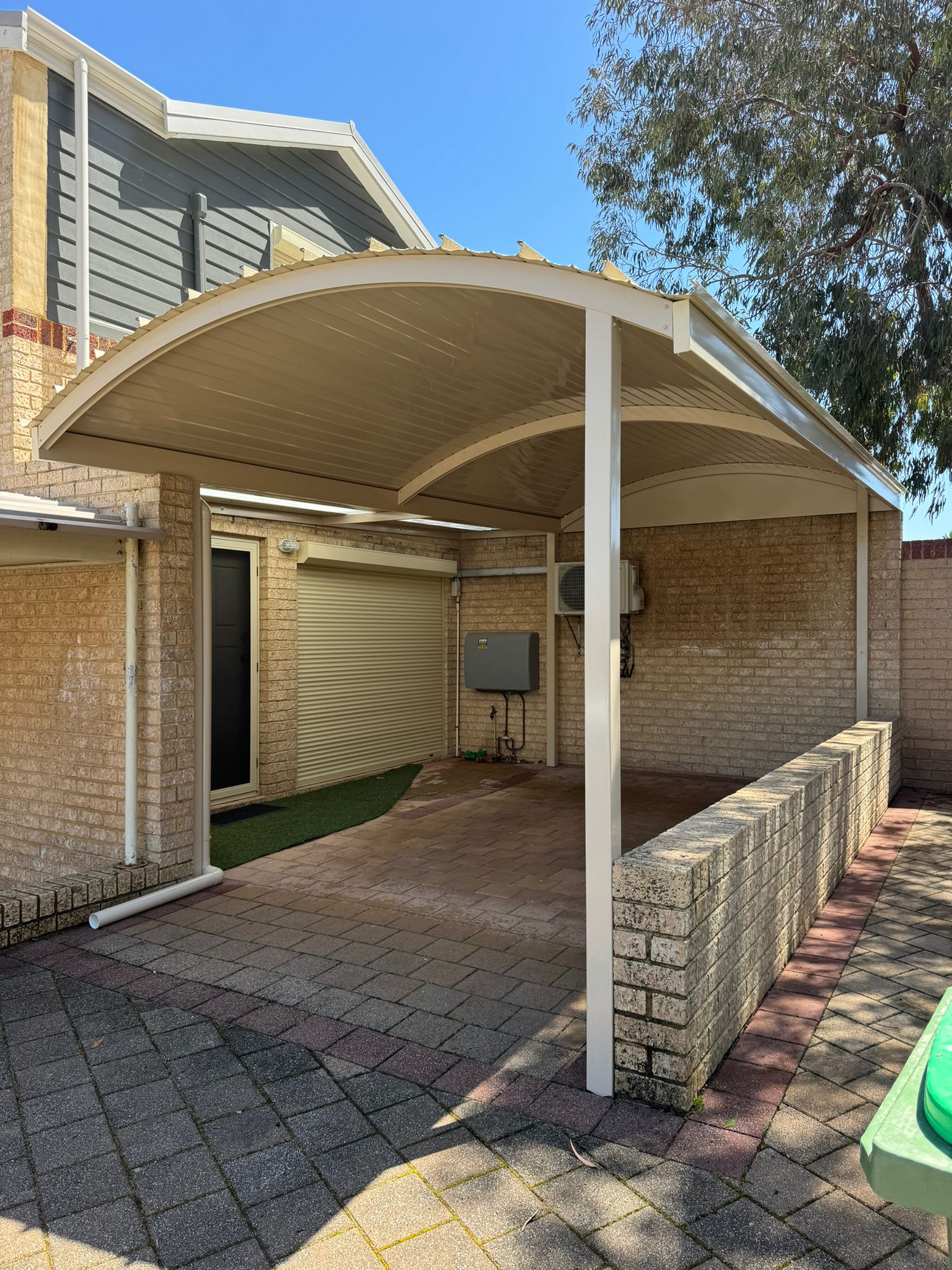Curved carport built by Abel Patios in Perth