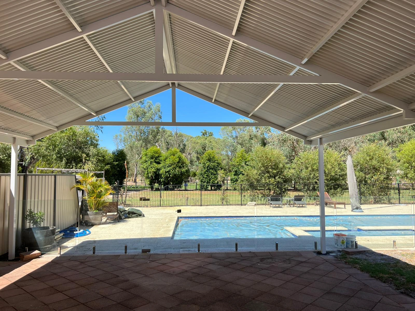 S Rib Custom Gable Patio