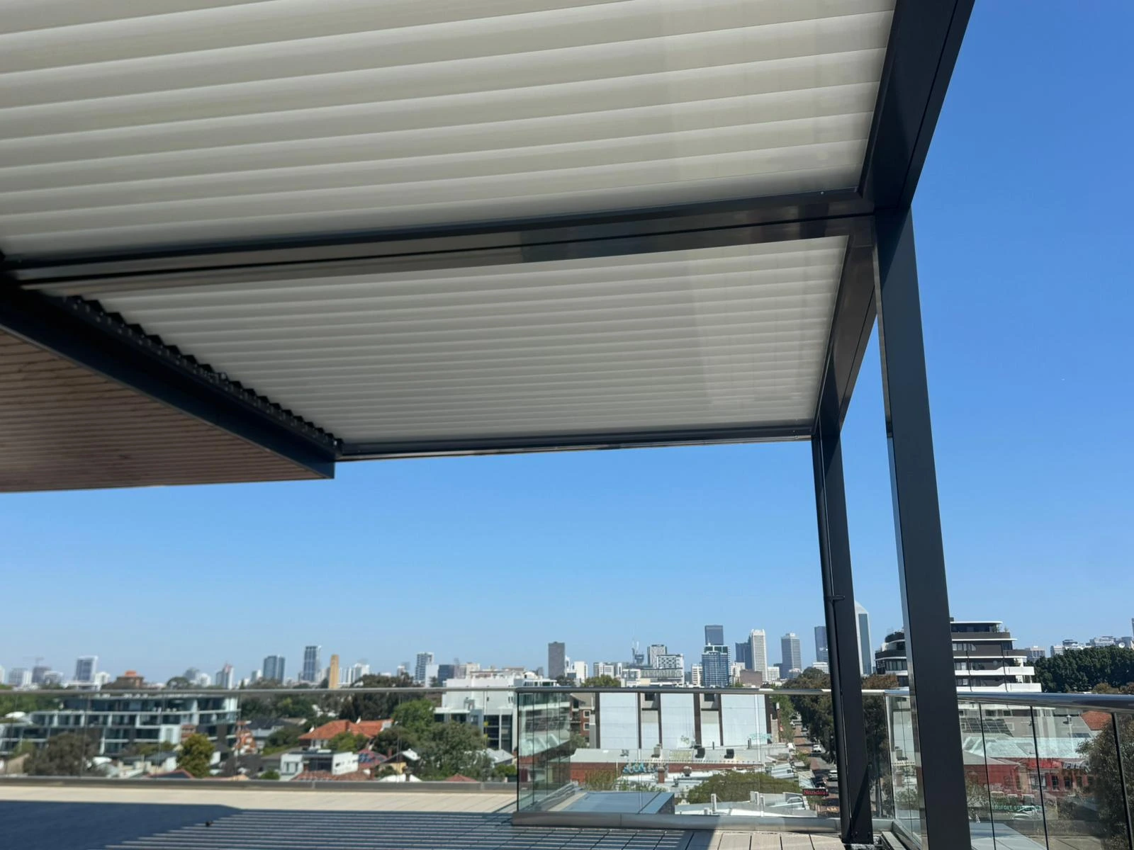 Mt Lawley Lumex Louvre Roof