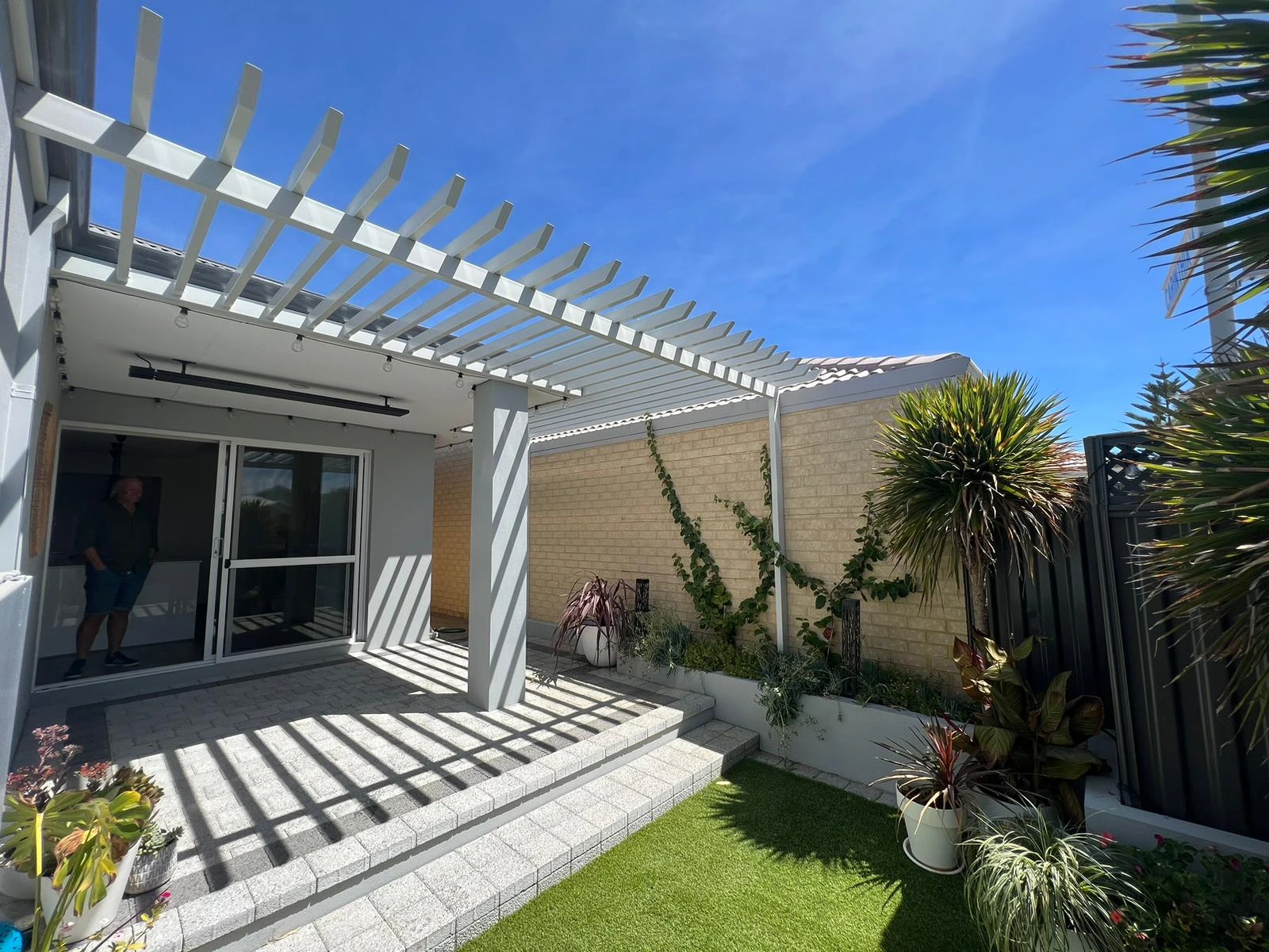 Profiled Rafter Ends Pergola